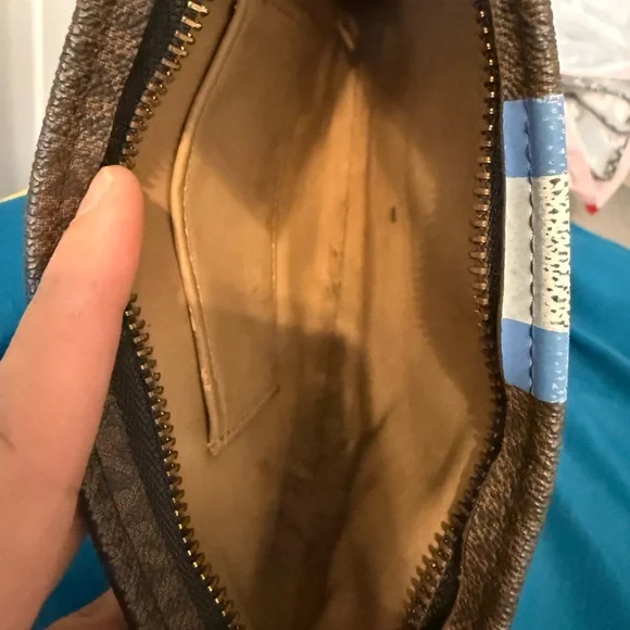 Michael Kors Brown Bag with Blue and White Stripe - Picture 7 of 9